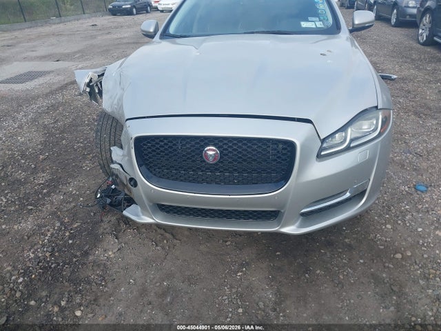 Jaguar XJ R-sport