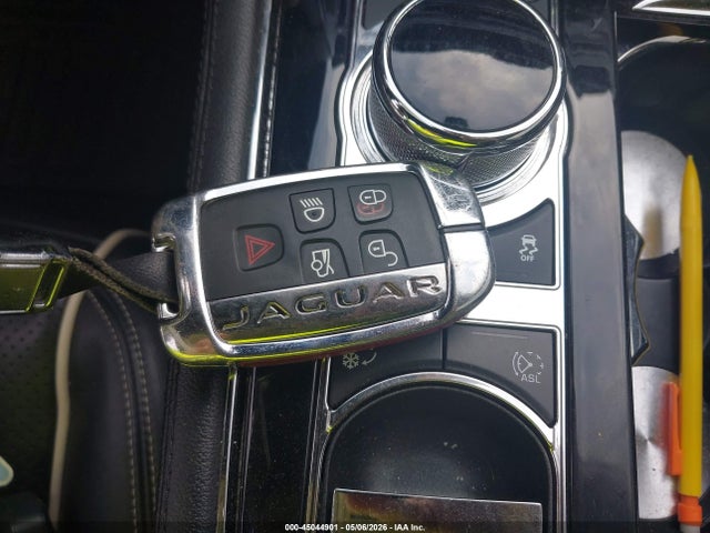 Jaguar XJ R-sport