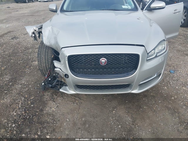 Jaguar XJ R-sport