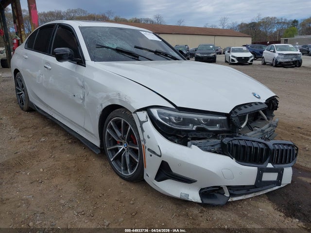 Salvage BMW 3 Series Image