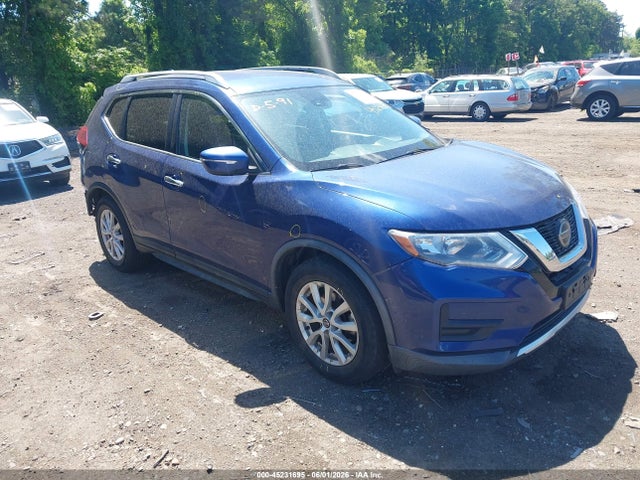 Salvage Nissan Rogue Image