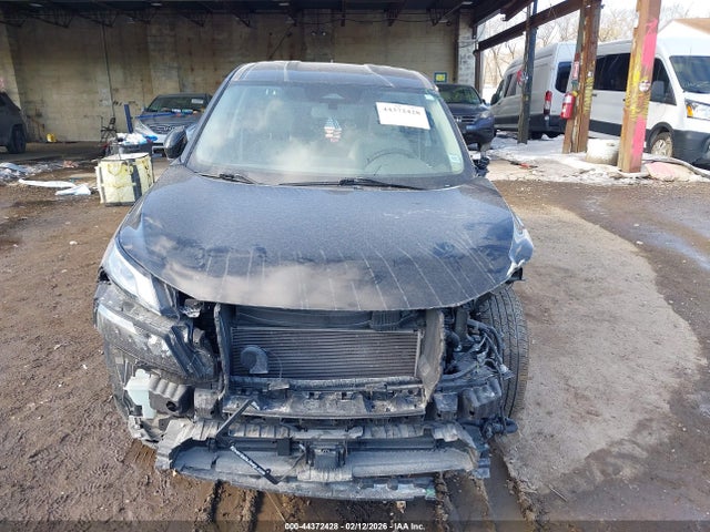 Nissan Rogue Sv Intelligent Awd