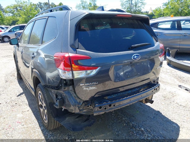 Subaru Forester Premium