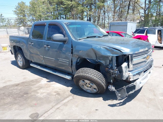 Salvage Chevrolet Silverado 1500 Image