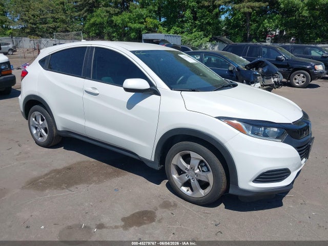 Salvage Honda HR-V Image