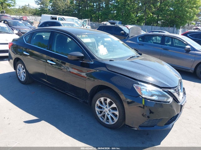 Salvage Nissan Sentra Image
