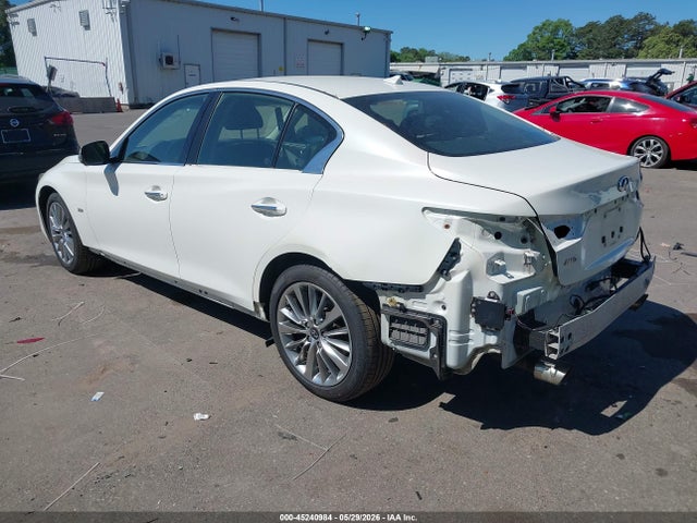 INFINITI Q50 3.0t Luxe