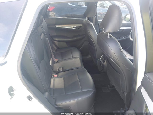INFINITI Qx Luxe
