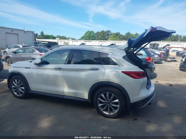 INFINITI Qx Luxe