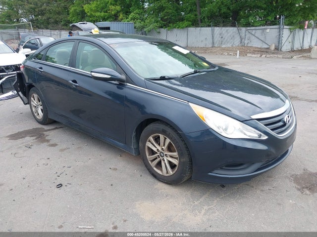Salvage Hyundai SONATA Image