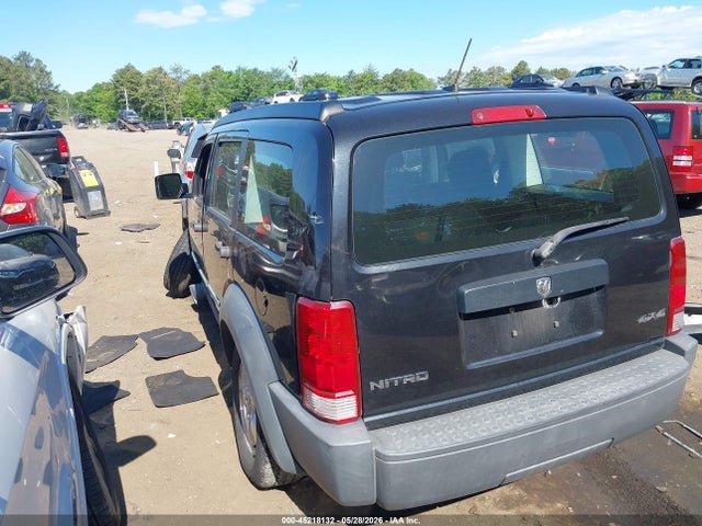 Dodge Nitro Sxt