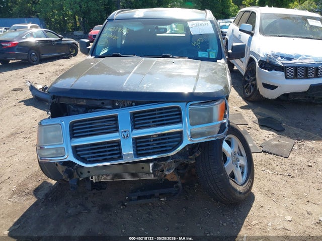 Dodge Nitro Sxt