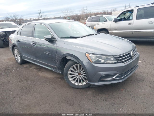 Salvage Volkswagen Passat Image