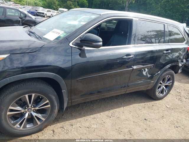 Toyota Highlander Xle V6