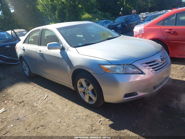 Salvage Toyota Camry Image