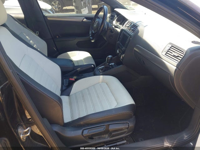 Volkswagen Jetta 1.8t Sport