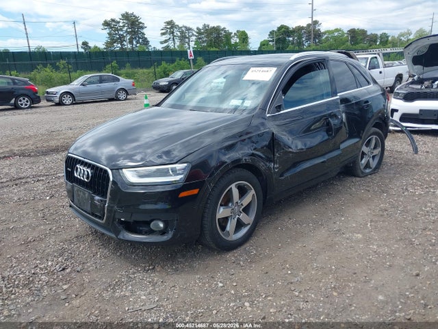 Audi Q3 2.0t Premium Plus