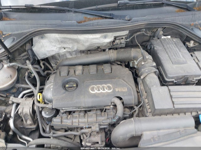 Audi Q3 2.0t Premium Plus