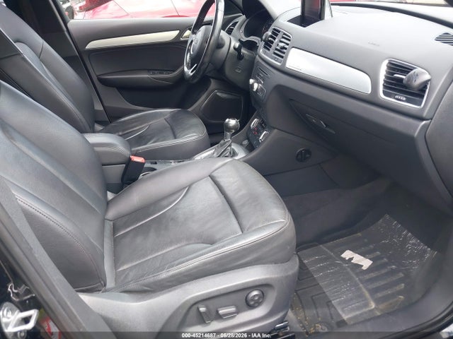 Audi Q3 2.0t Premium Plus