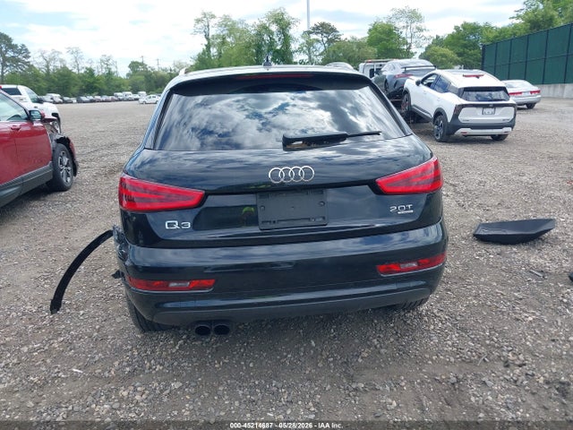 Audi Q3 2.0t Premium Plus