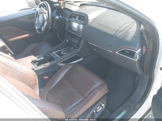 Jaguar F-PACE S