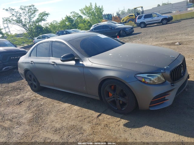 Mercedes-Benz E-Class 4matic