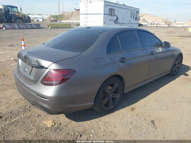 Mercedes-Benz E-Class 4matic