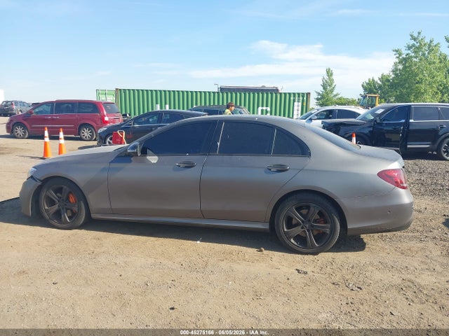 Mercedes-Benz E-Class 4matic