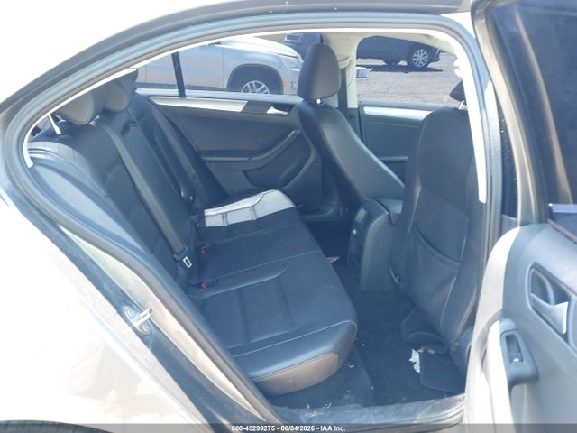 Volkswagen Jetta 1.4t Se