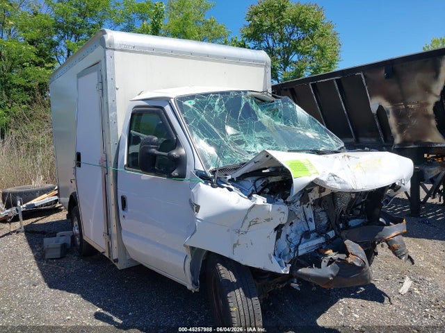 Ford E-350