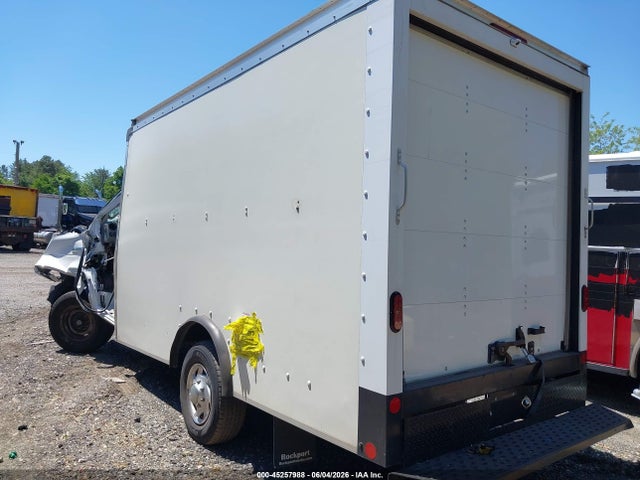 Ford E-350