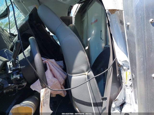 Ford E-350