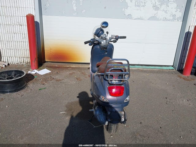 Vespa Lx 150