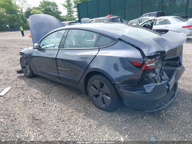 Tesla Model 3 Rear-wheel Drive