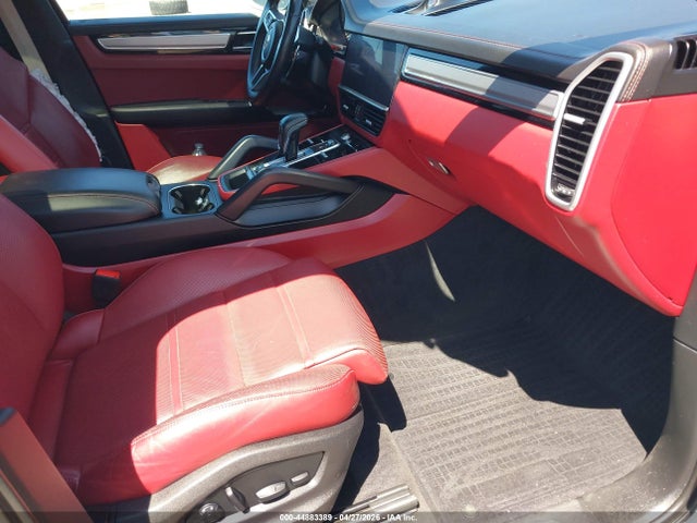 Porsche Cayenne Coupe Platinum Edition
