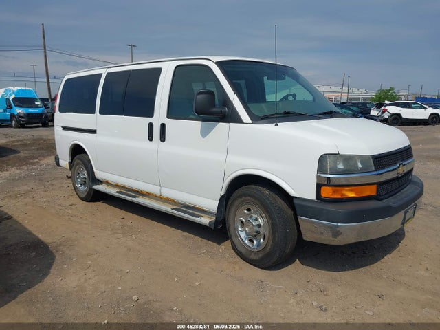 Salvage Chevrolet Express Image