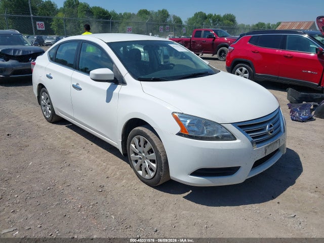 Salvage Nissan Sentra Image