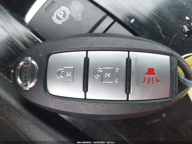 Nissan Rogue S Intelligent Awd