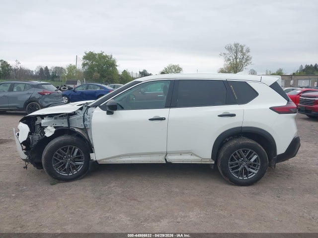 Nissan Rogue S Intelligent Awd