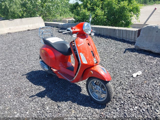 Salvage Vespa Primavera Sprint Image