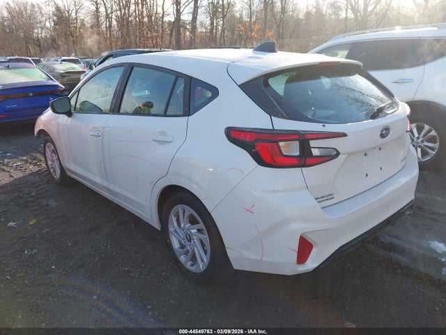 Subaru Impreza Base 5-door