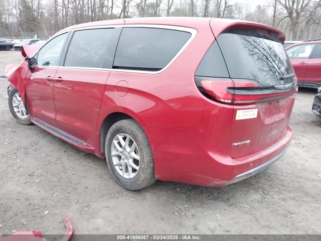 Chrysler Pacifica Touring L