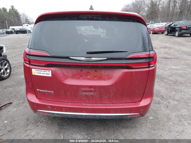 Chrysler Pacifica Touring L