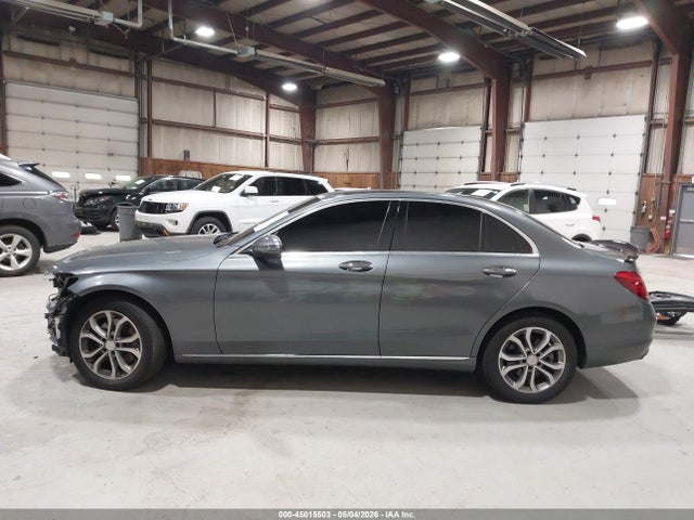 Mercedes-Benz C-Class 4matic