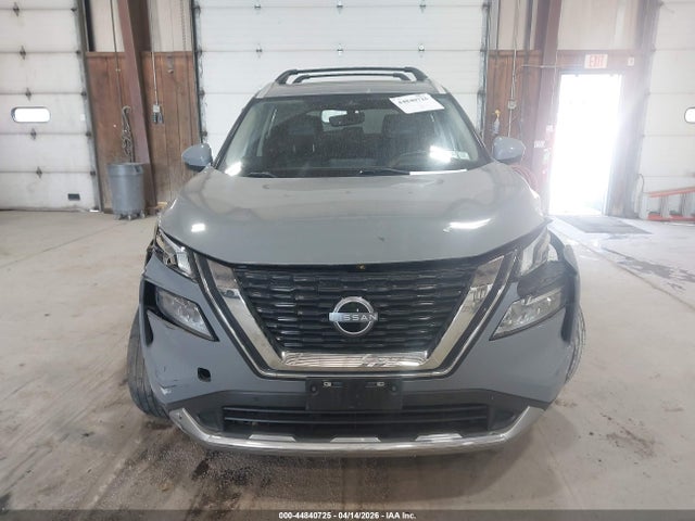 Nissan Rogue Platinum Intelligent Awd