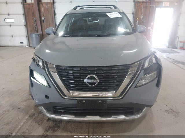 Nissan Rogue Platinum Intelligent Awd