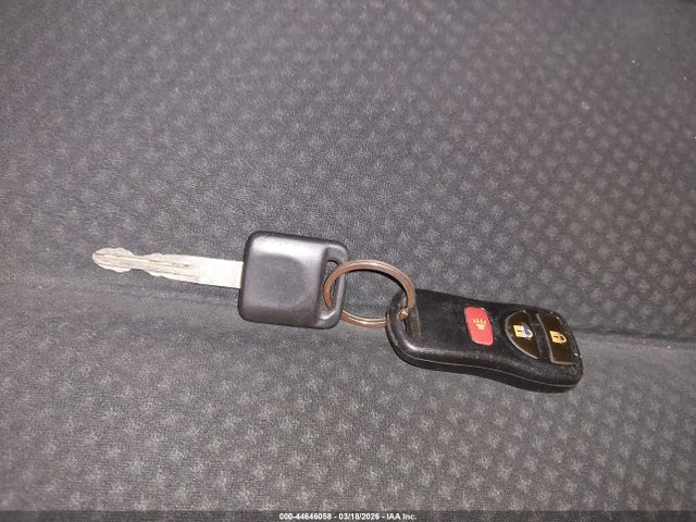 Nissan Versa 1.8 S