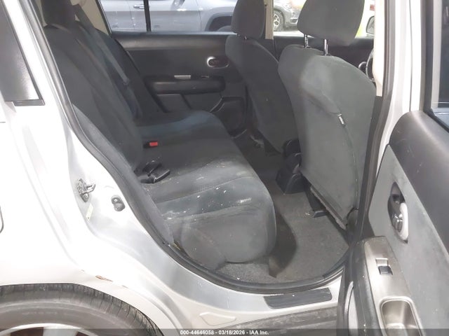 Nissan Versa 1.8 S