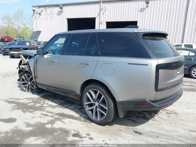 Land Rover Range Rover P550e Se