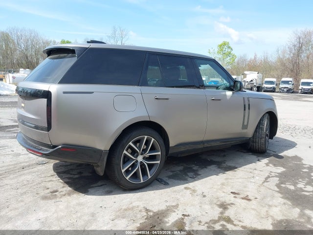 Land Rover Range Rover P550e Se